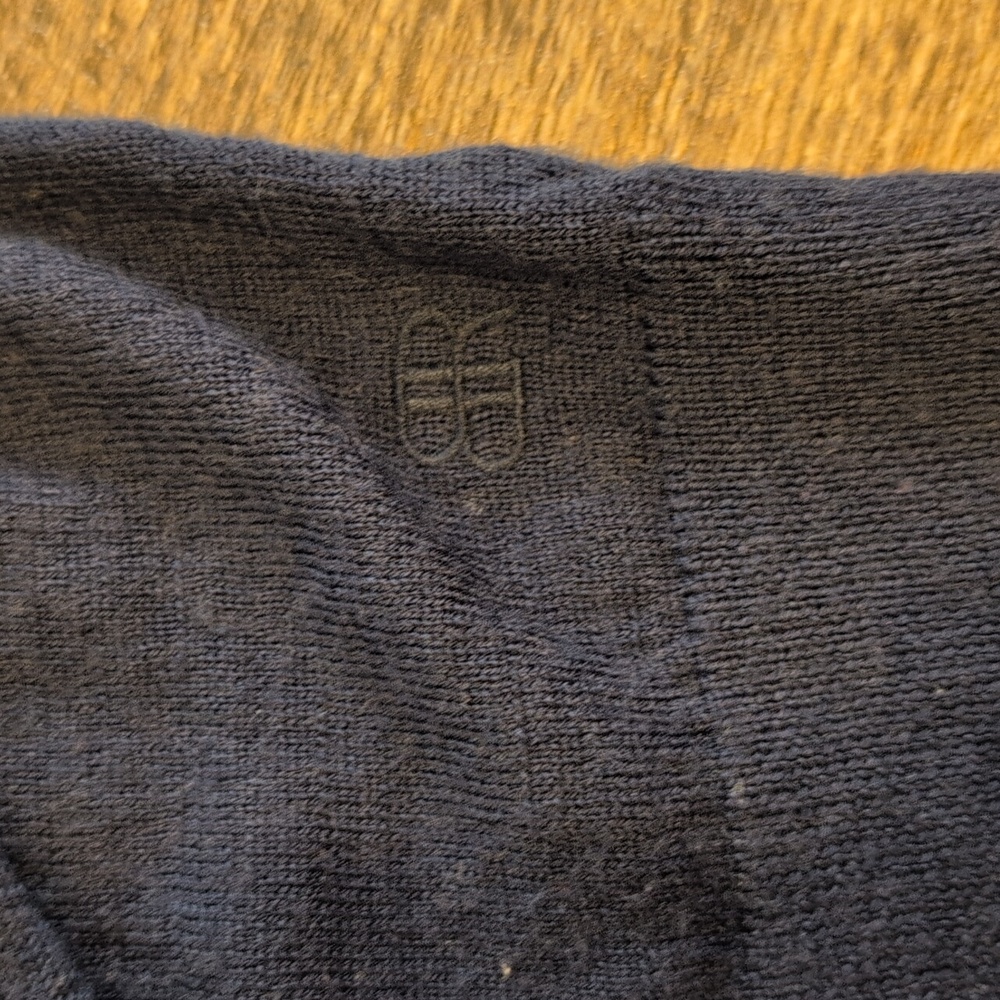 Lightweight Merino Wool Sweater - Picture 3 of 4